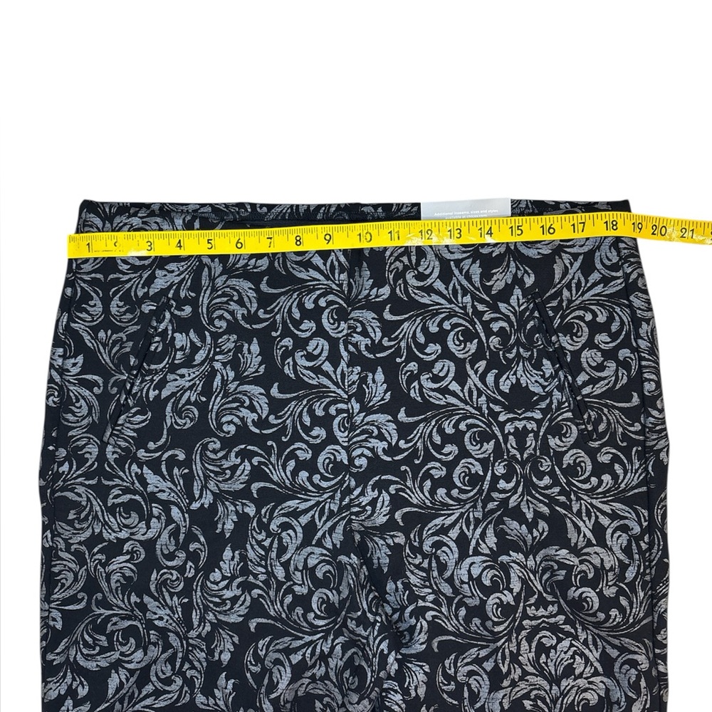 NWT Chicos So Slimming Black Juliet Flocked Scroll Ankle Pant Black Sz 2.5 US 14 - Picture 3 of 8